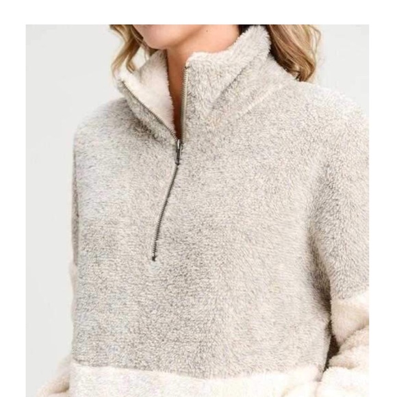 ❌SOLD❌✨Taupe Ivory Fur Soft Pullover✨ - Picture 6 of 6